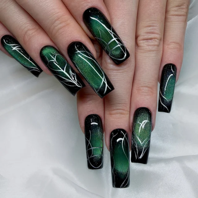 Emerald green with envy 💚